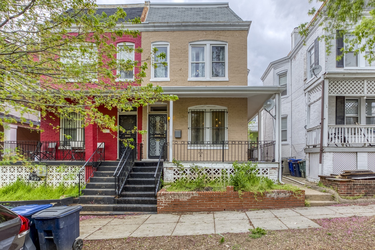  #174: Columbia Heights - Full Bedroom 2B  -  #174: Columbia Heights  - Gallery -  2