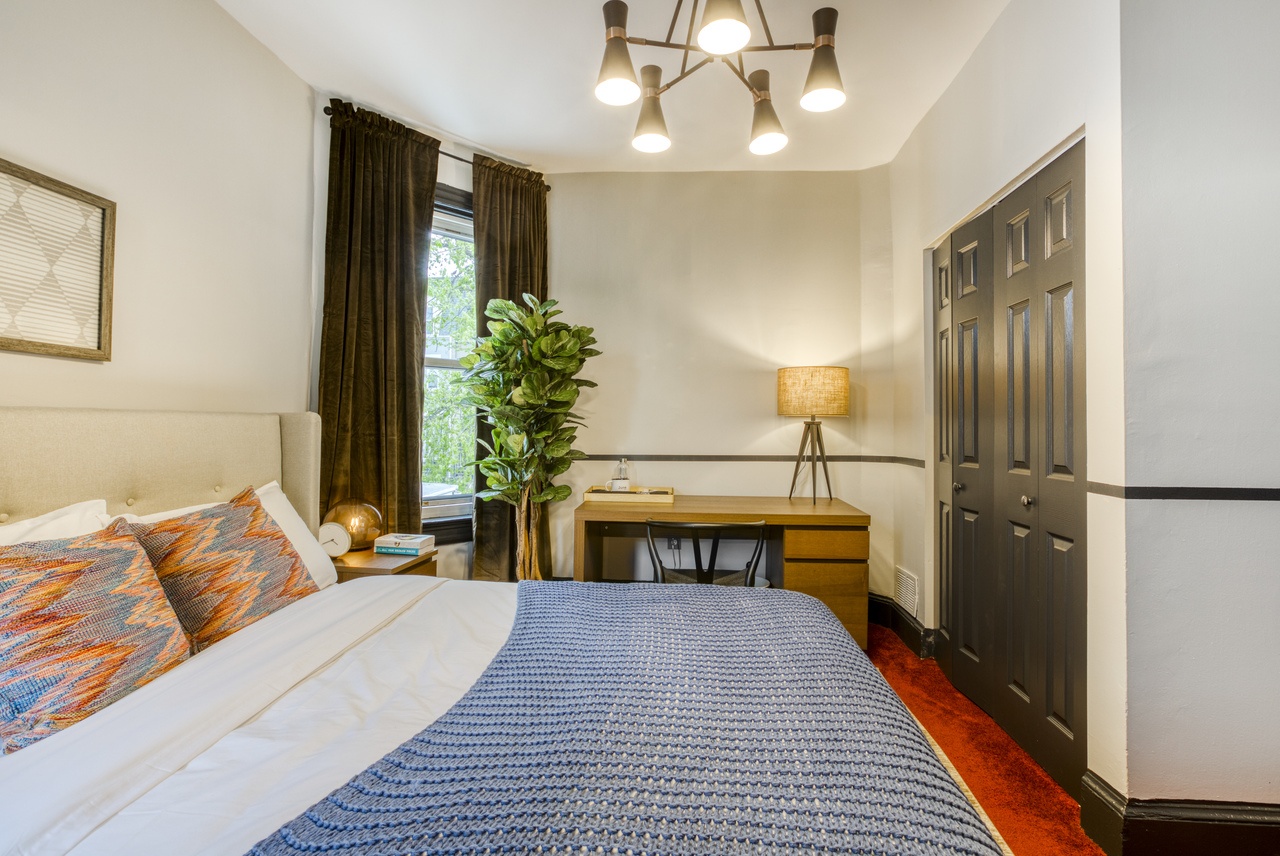  #174: Columbia Heights - Queen Bedroom 2C  -  #174: Columbia Heights  - Gallery -  2