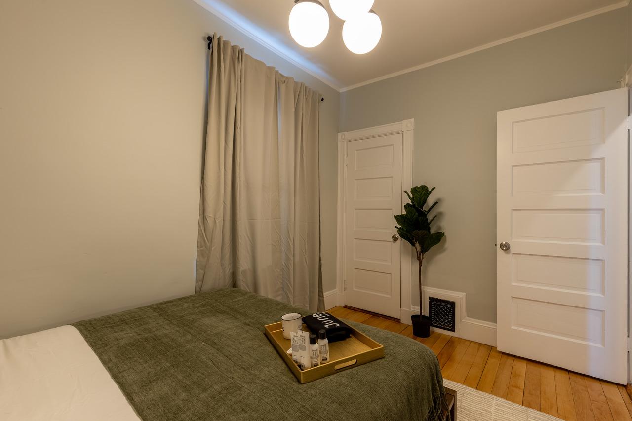 #331: Savin Hill - Queen Bedroom C - 2