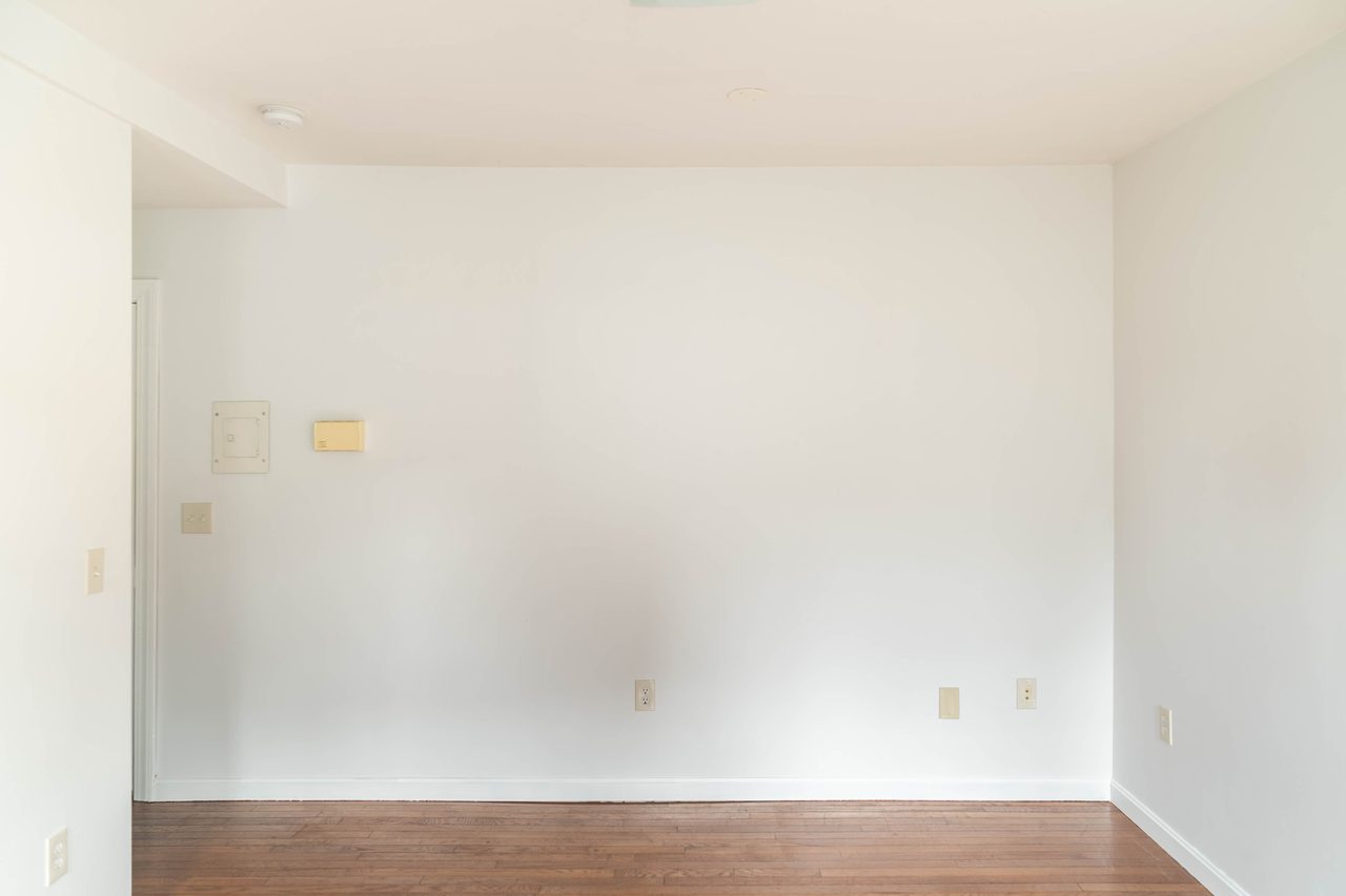  #1320: Somerville - Studio (Full)  -  #1320: Somerville  - Gallery -  5