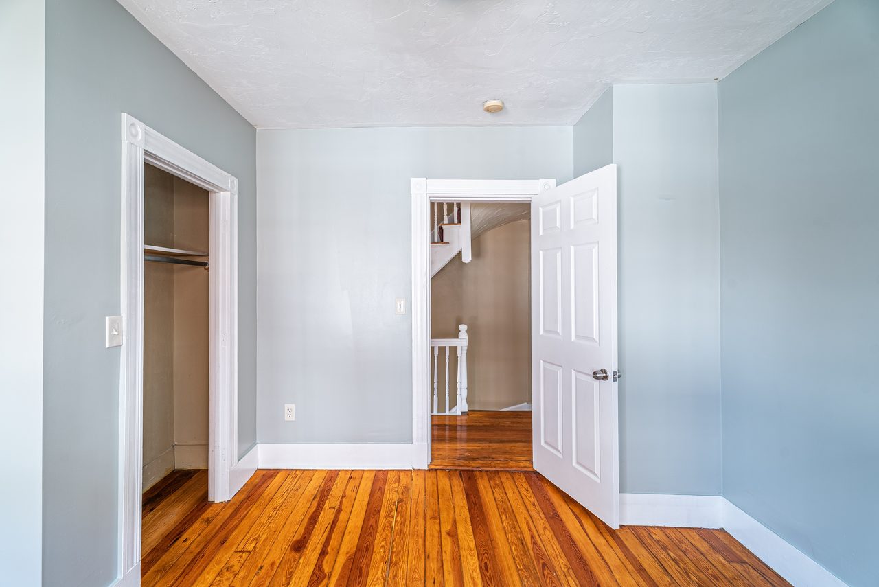 #1284: Allston - Queen Bedroom C - 4