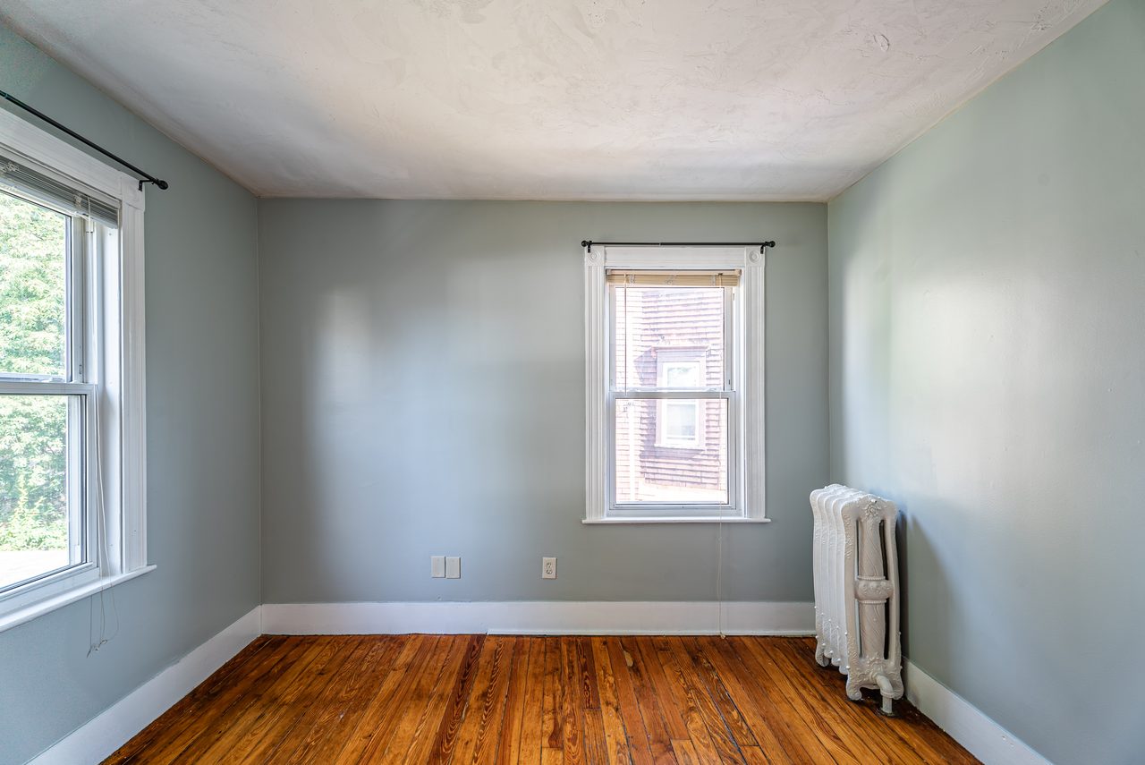 #1284: Allston - Queen Bedroom D - 2