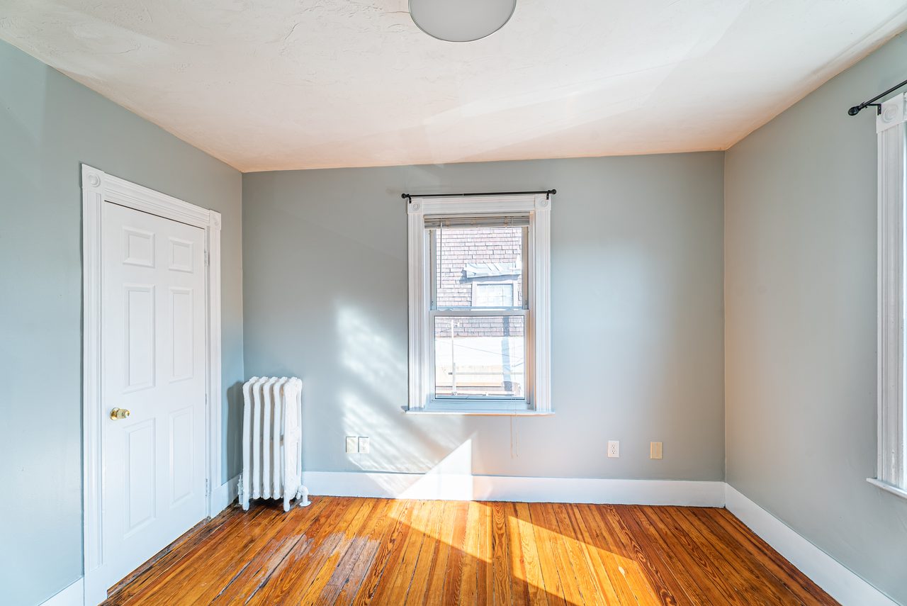 #1284: Allston - Queen Bedroom B - 2