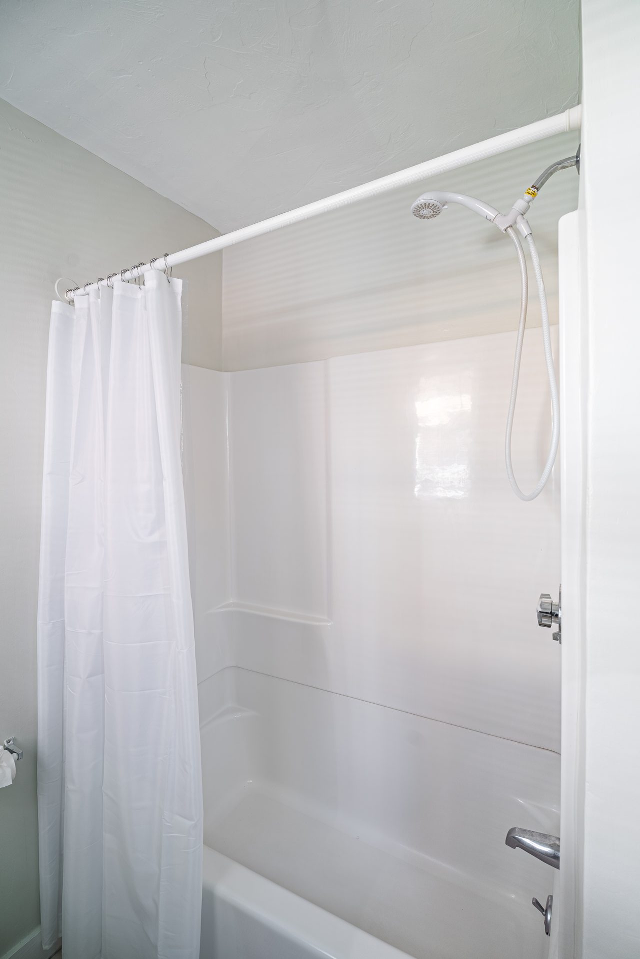 #1284: Allston - Queen Bedroom E - 20