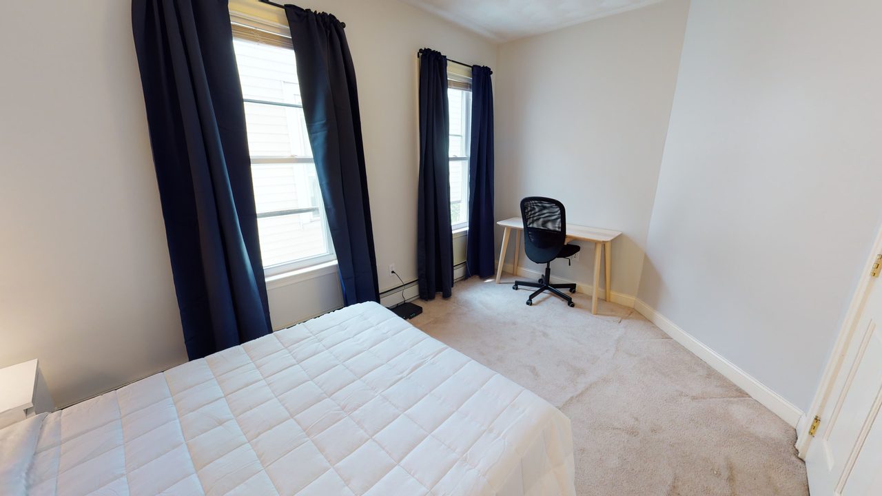 #1299: Central Square (Cambridge) - Full Bedroom C - 10
