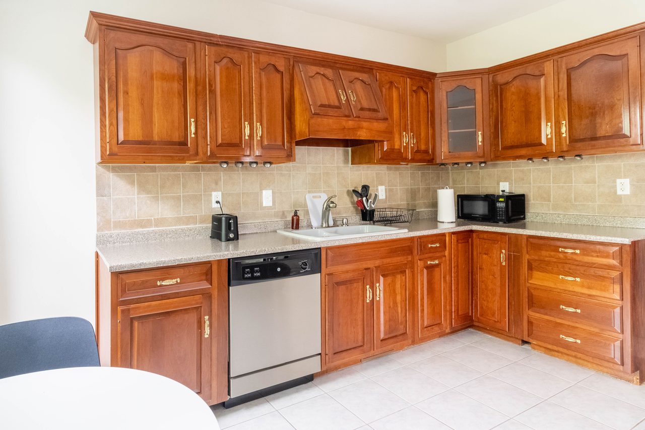 #1299: Central Square (Cambridge) - Full Bedroom C - 6