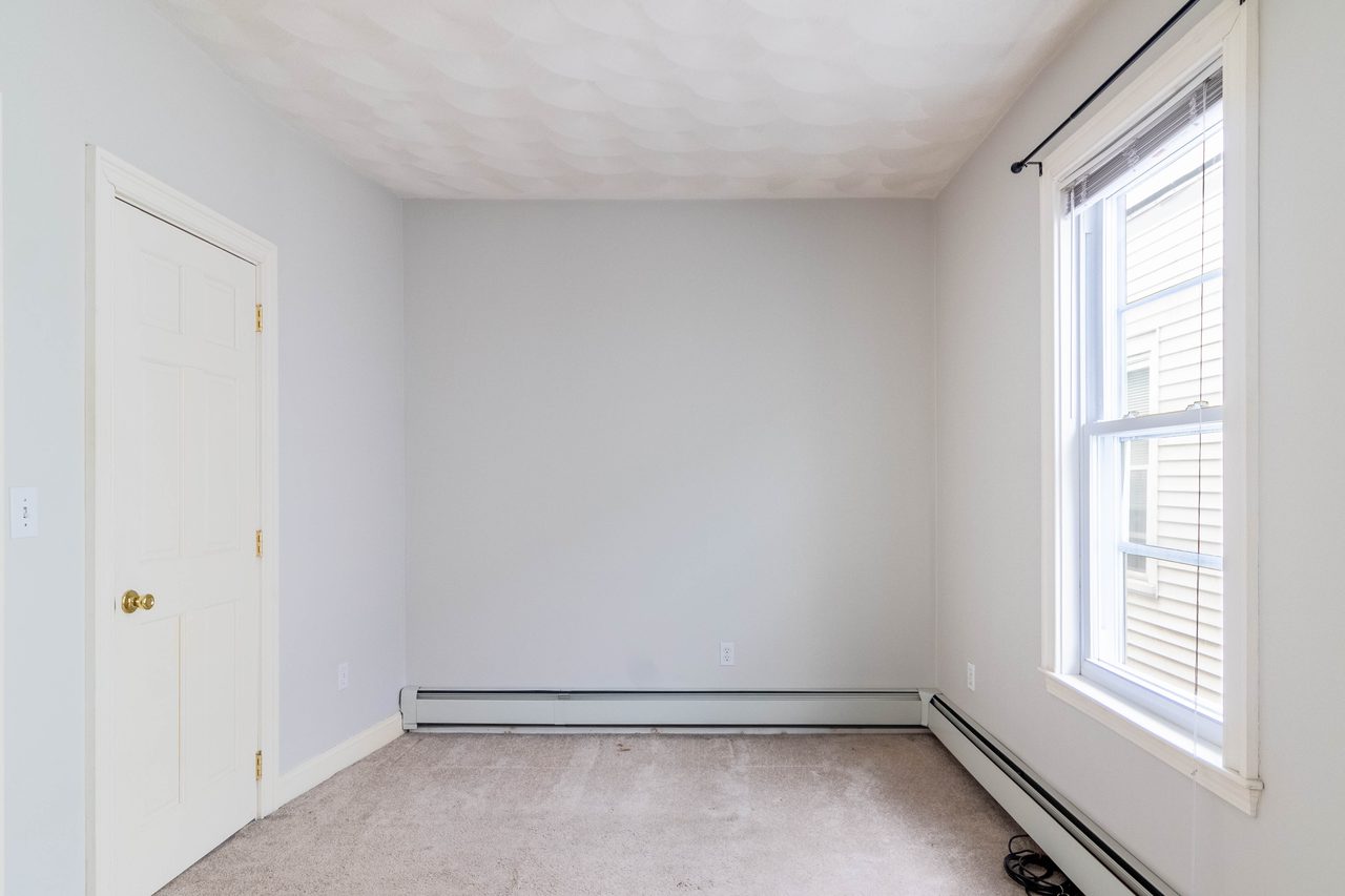#1299: Central Square (Cambridge) - Full Bedroom C - 5