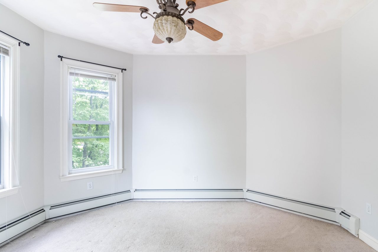 #1299: Central Square (Cambridge) - Full Bedroom A - 11