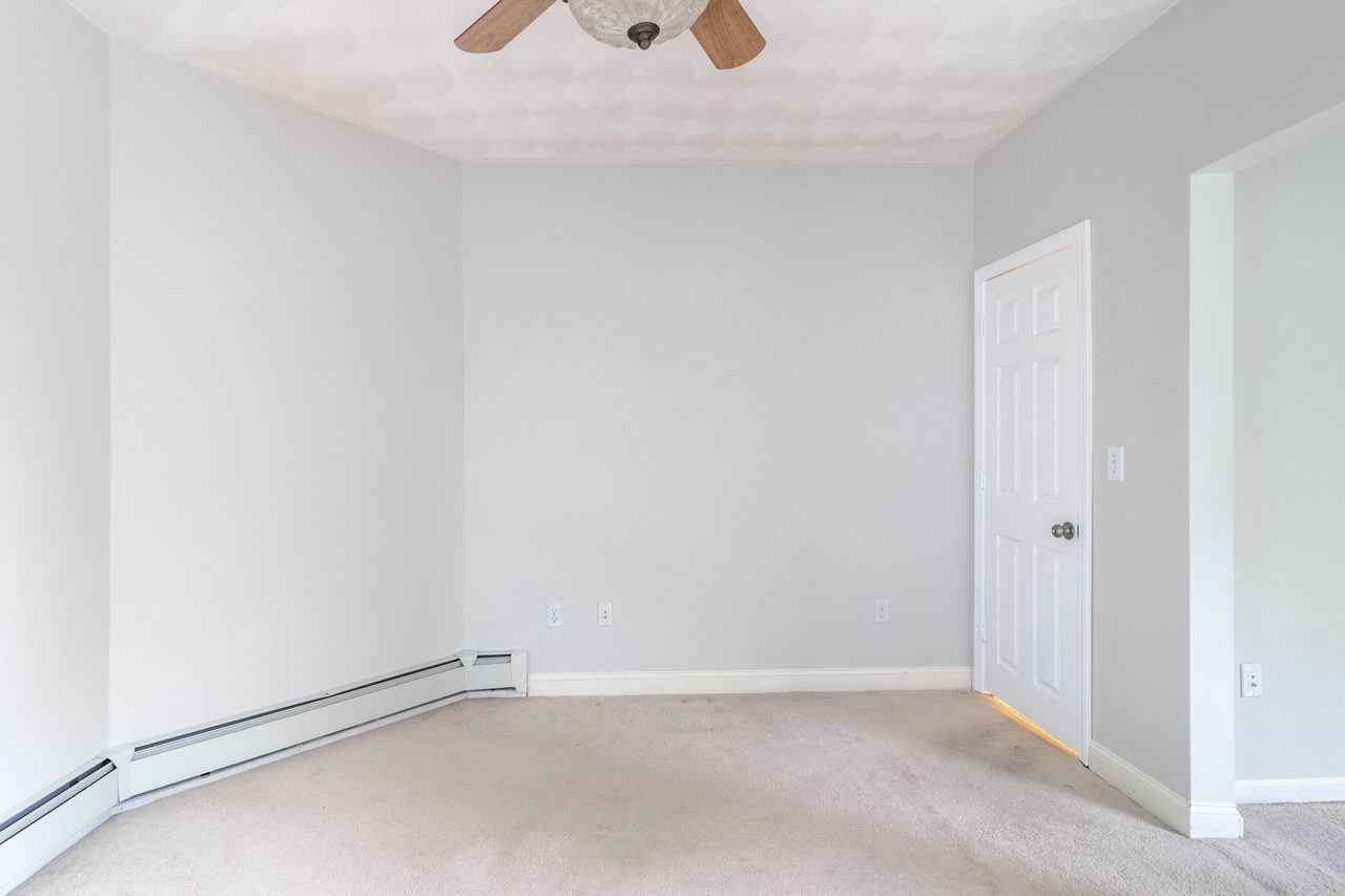#1299: Central Square (Cambridge) - Full Bedroom A - 12