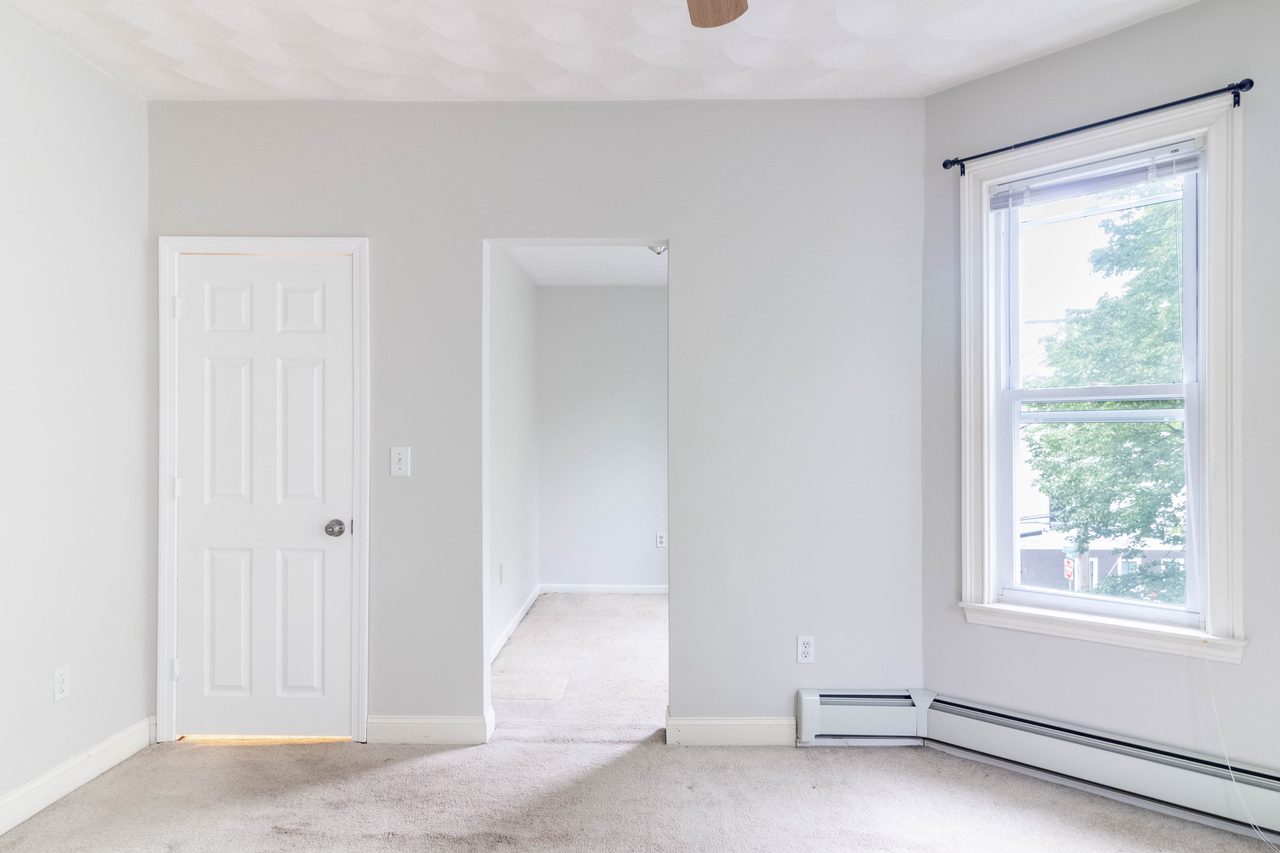 #1299: Central Square (Cambridge) - Full Bedroom A - 10