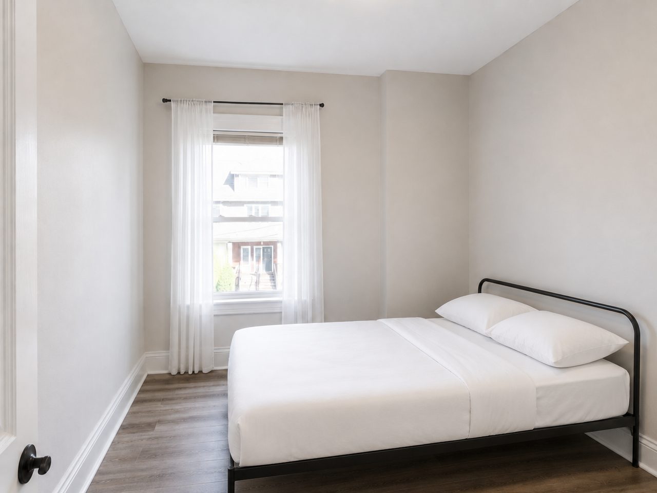 #1734: Allston - Queen Bedroom B - 20