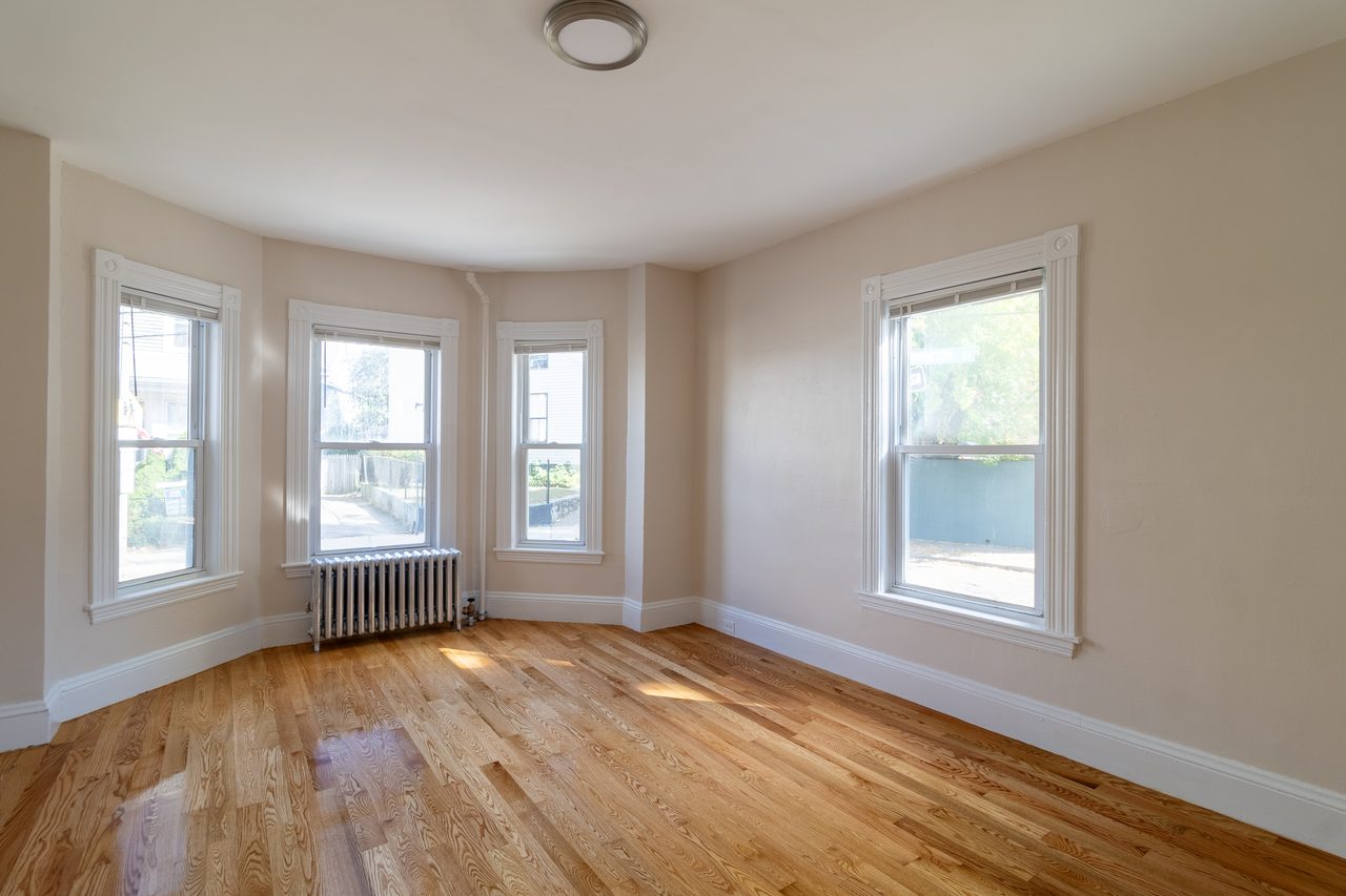 #1734: Allston - Queen Bedroom A - 5