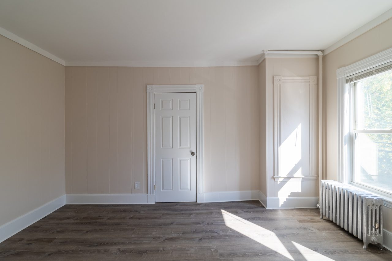 #1734: Allston - Queen Bedroom D - 3