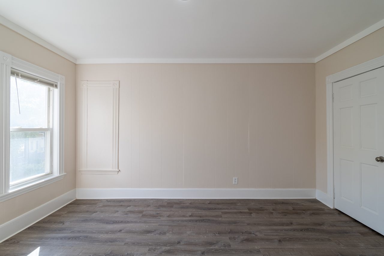 #1734: Allston - Queen Bedroom D - 4