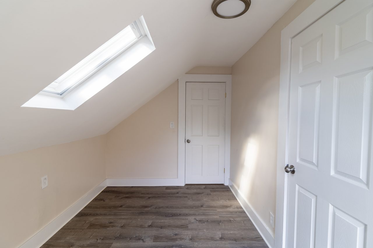 #1734: Allston - Queen Bedroom F - 2