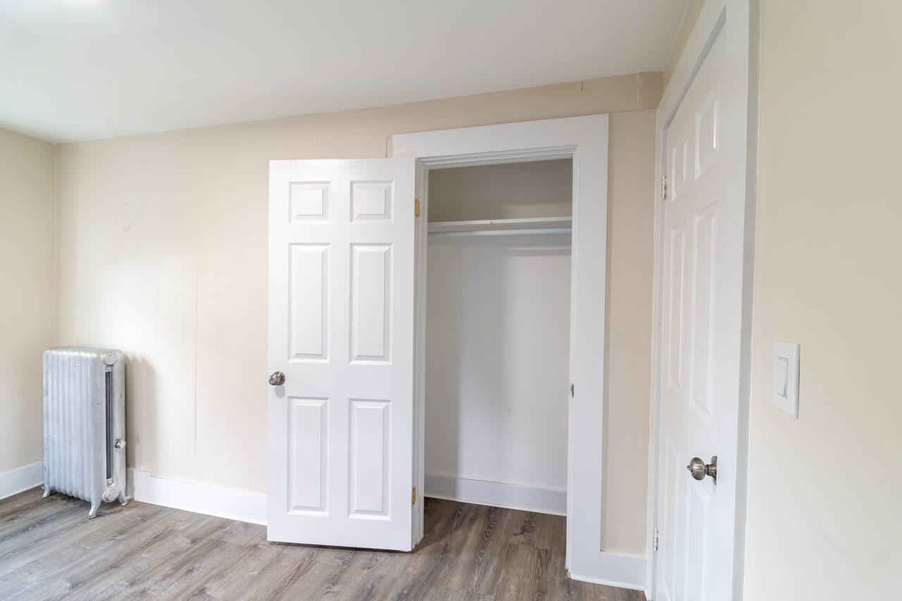 #1734: Allston - Queen Bedroom F - 3