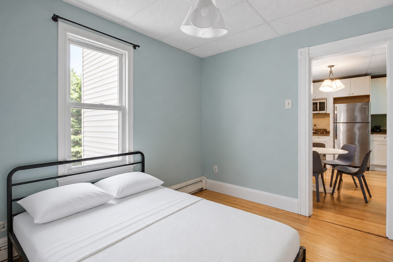 #745: Polish Triangle - Full Bedroom A - 16