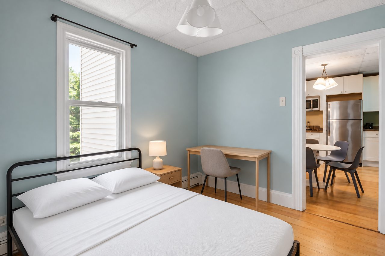 #745: Polish Triangle - Full Bedroom A - 17
