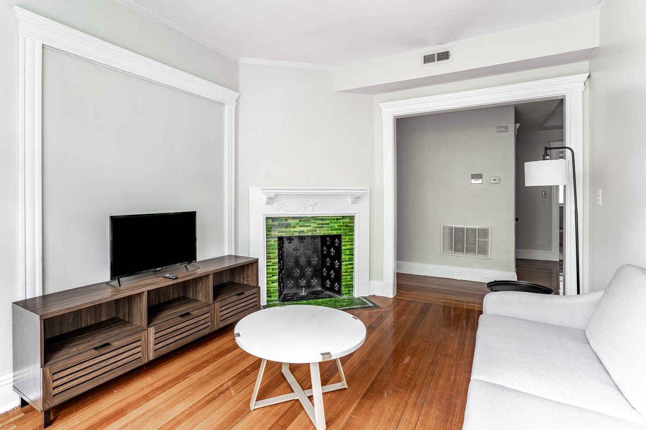 #1286: Brookline - Queen Bedroom A - 12