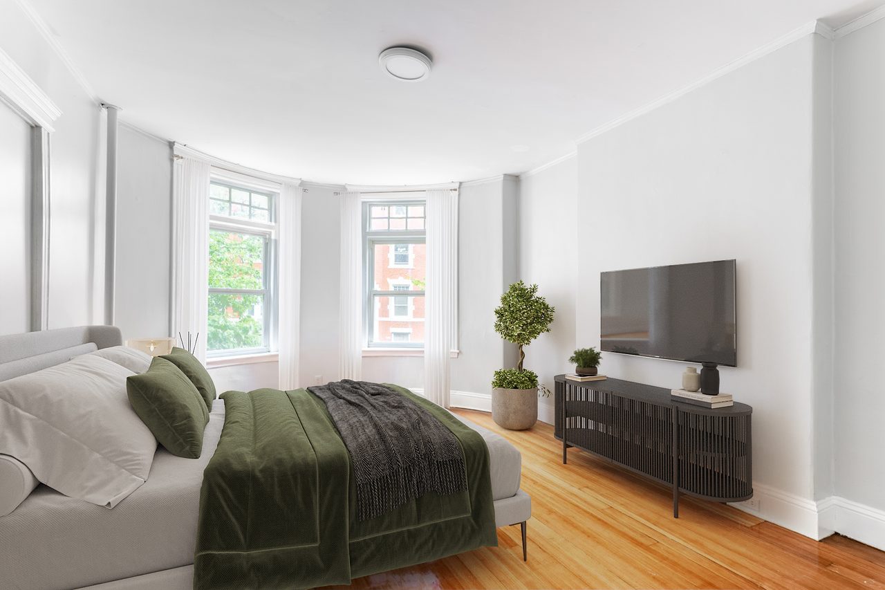 #1286: Brookline - Queen Bedroom D - 1
