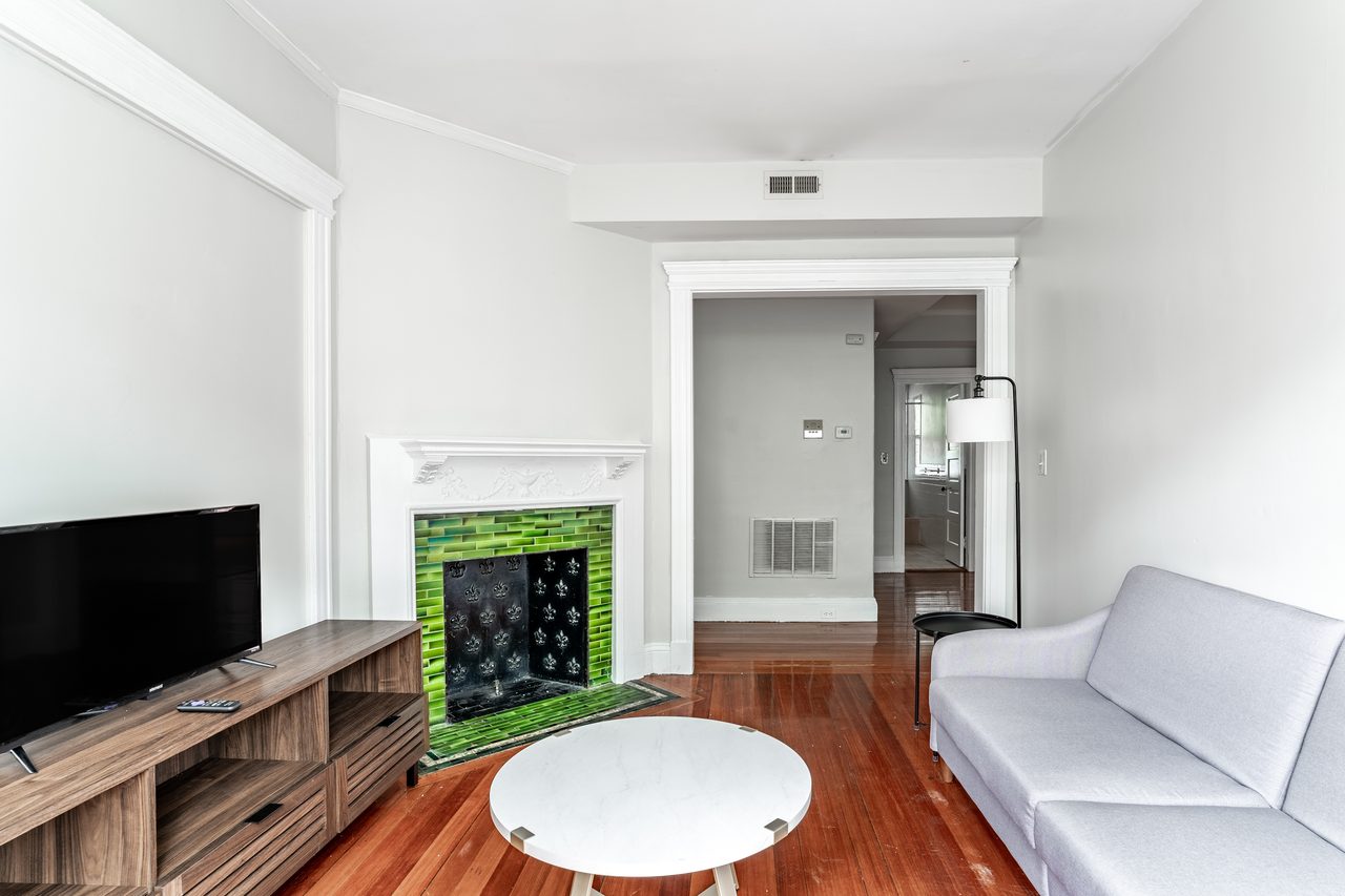 #1286: Brookline - Queen Bedroom D - 12