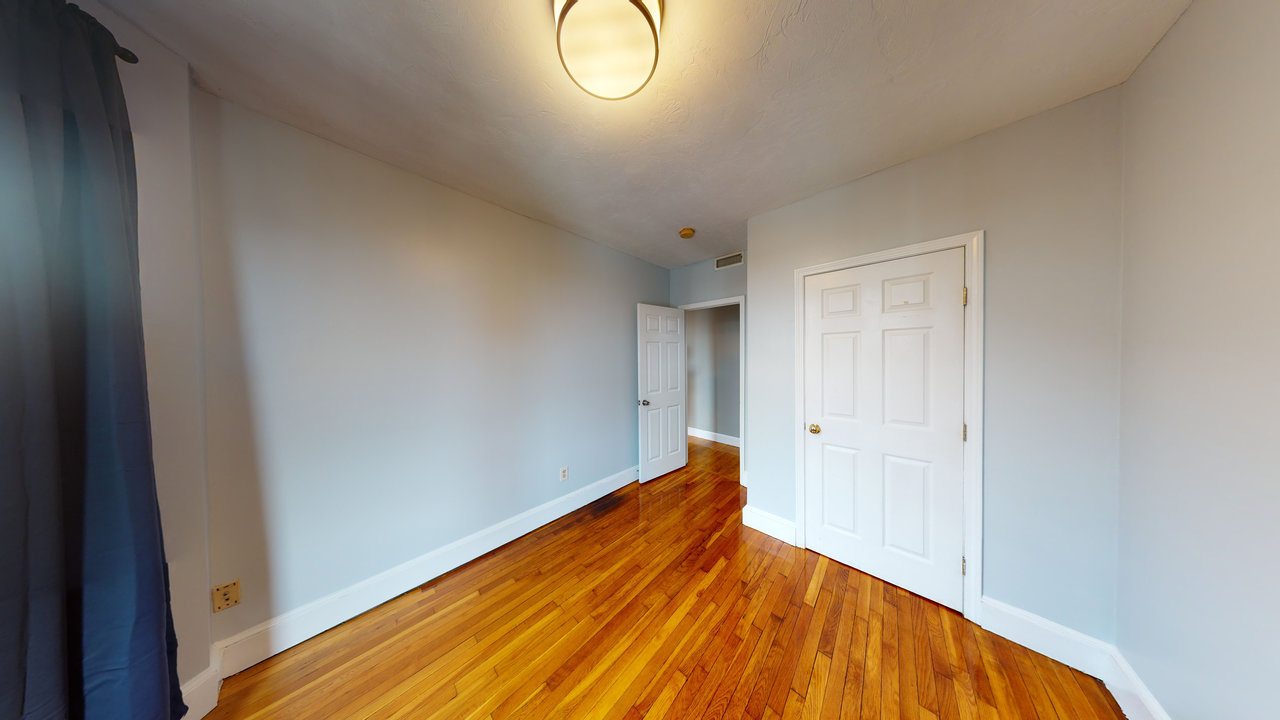  #536: Allston - Queen Bedroom A  -  #536: Allston  - Gallery -  3