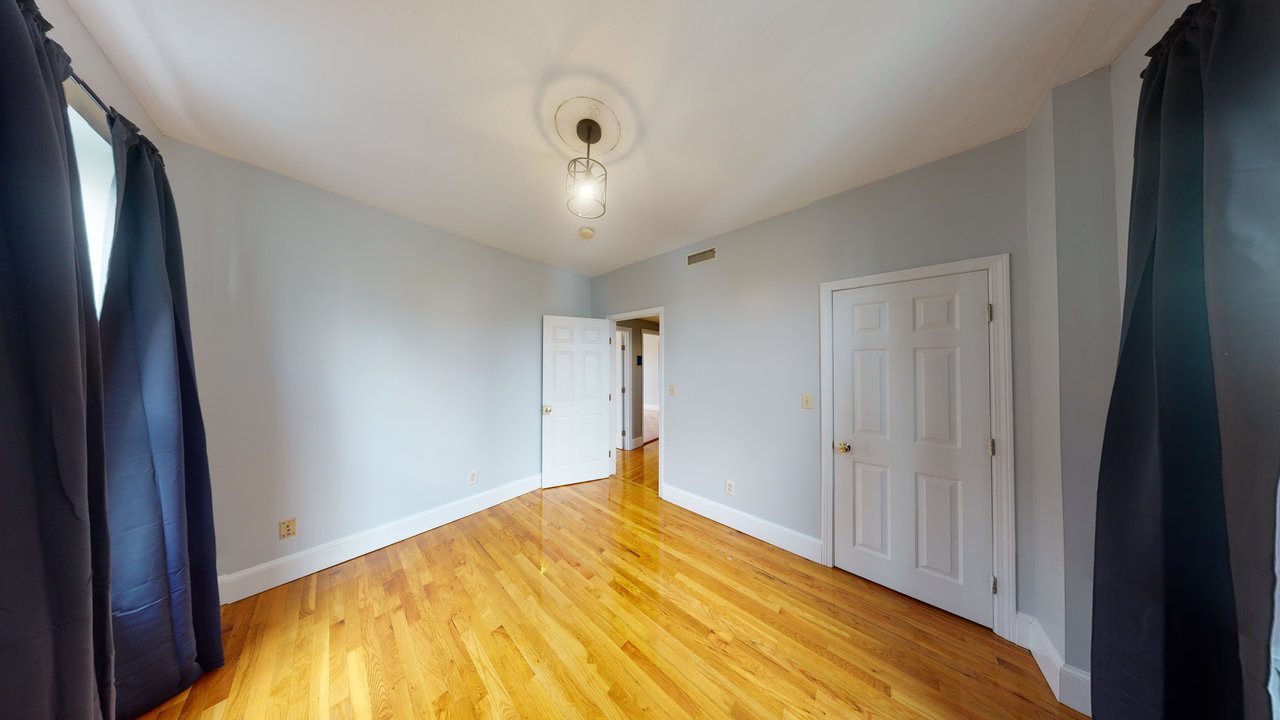  #536: Allston - Queen Bedroom B  -  #536: Allston  - Gallery -  3