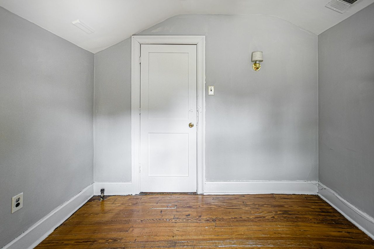 #1098: Brookland - Full Bedroom F - 3