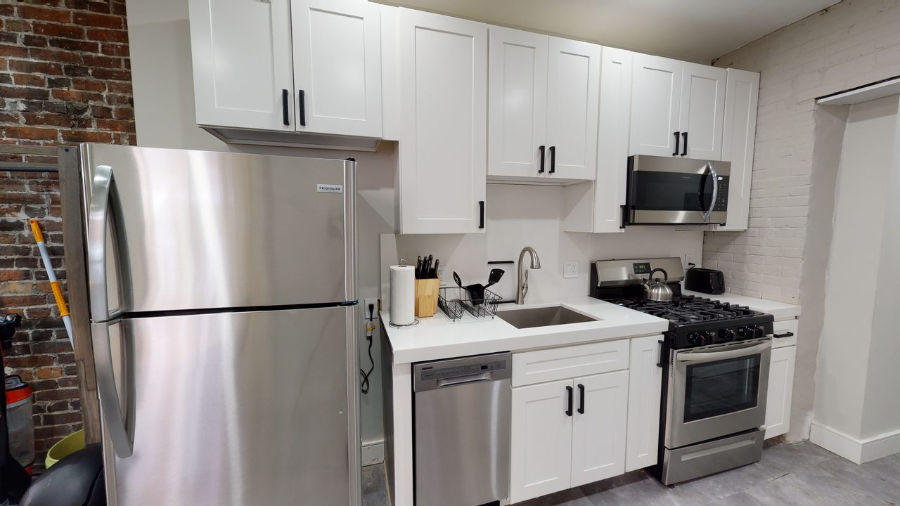 #538: North End - 1 Bedroom (Full) - 10