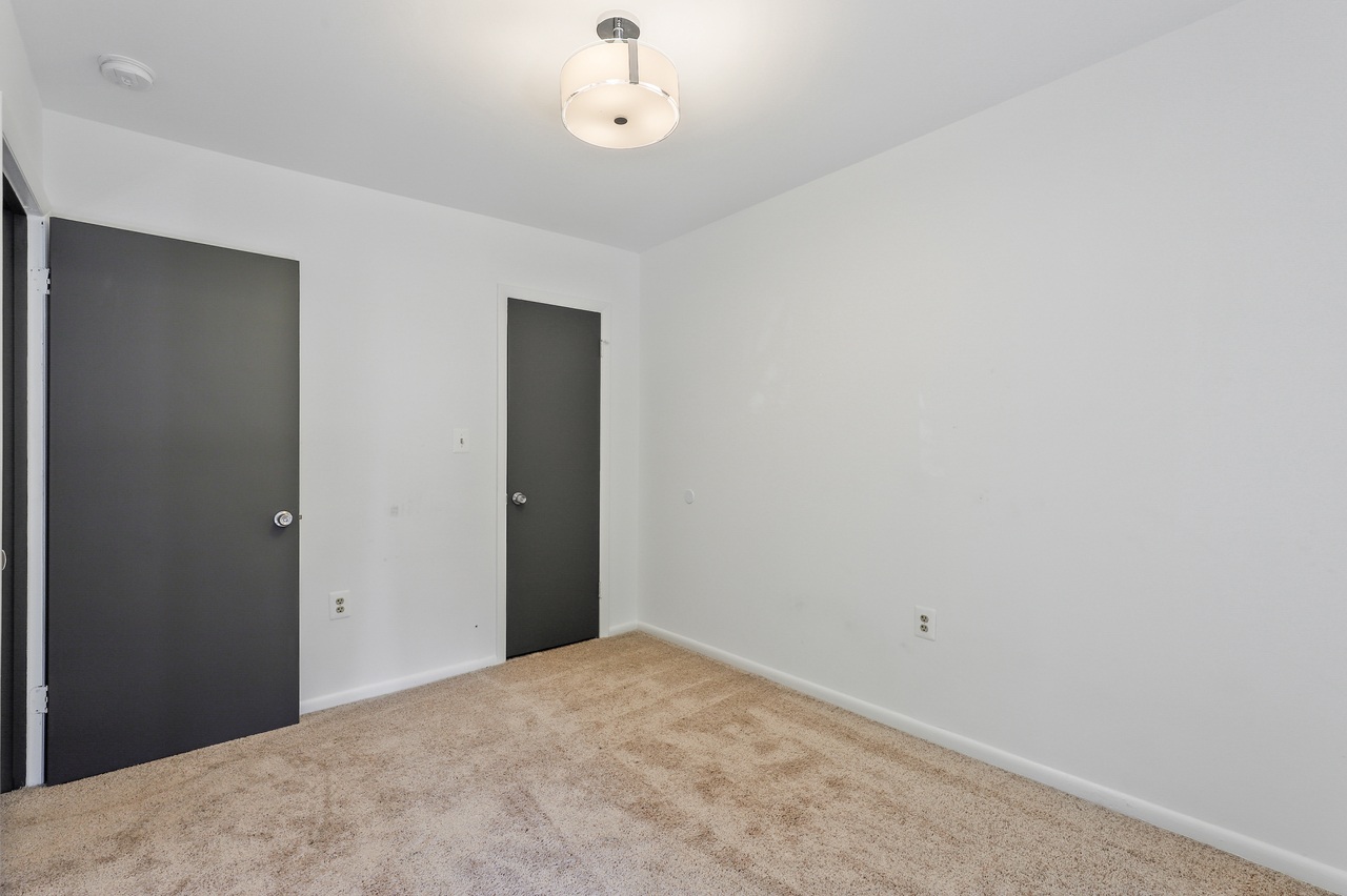  #415: Logan Circle - Full Bedroom 2B  -  #415: Logan Circle  - Gallery -  3