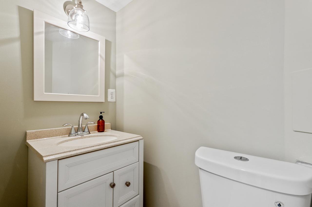  #415: Logan Circle - Full Bedroom 2B  -  #415: Logan Circle  - Gallery -  12