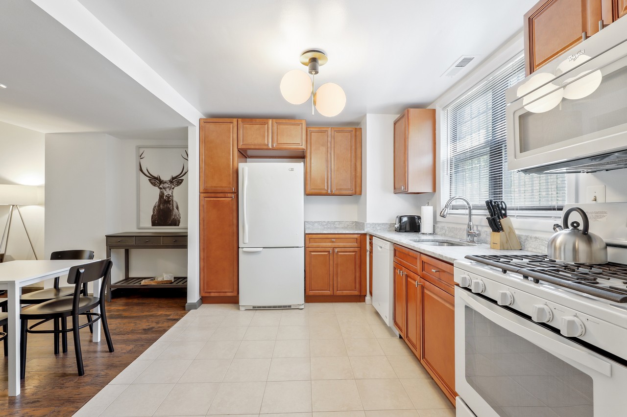  #415: Logan Circle - Twin Bedroom BE  -  #415: Logan Circle  - Gallery -  12