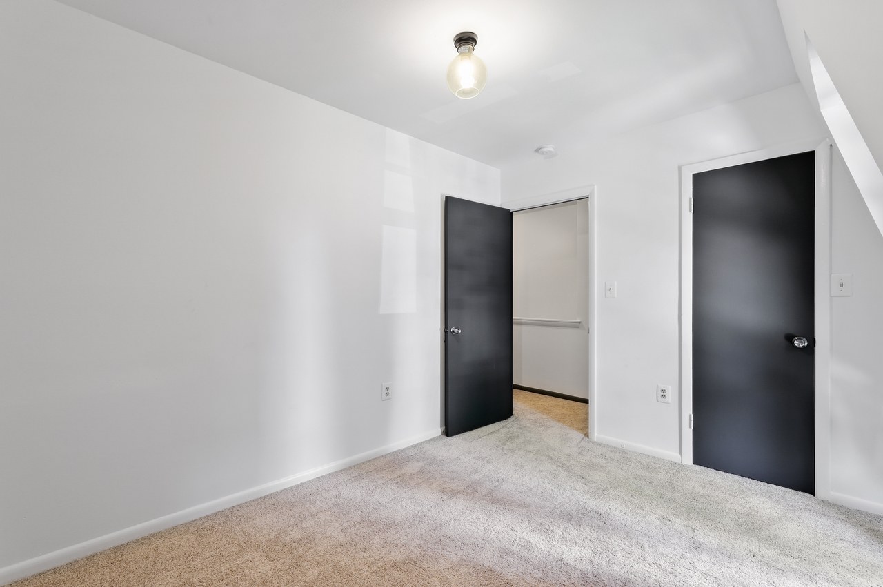  #415: Logan Circle - Full Bedroom 2A  -  #415: Logan Circle  - Gallery -  3