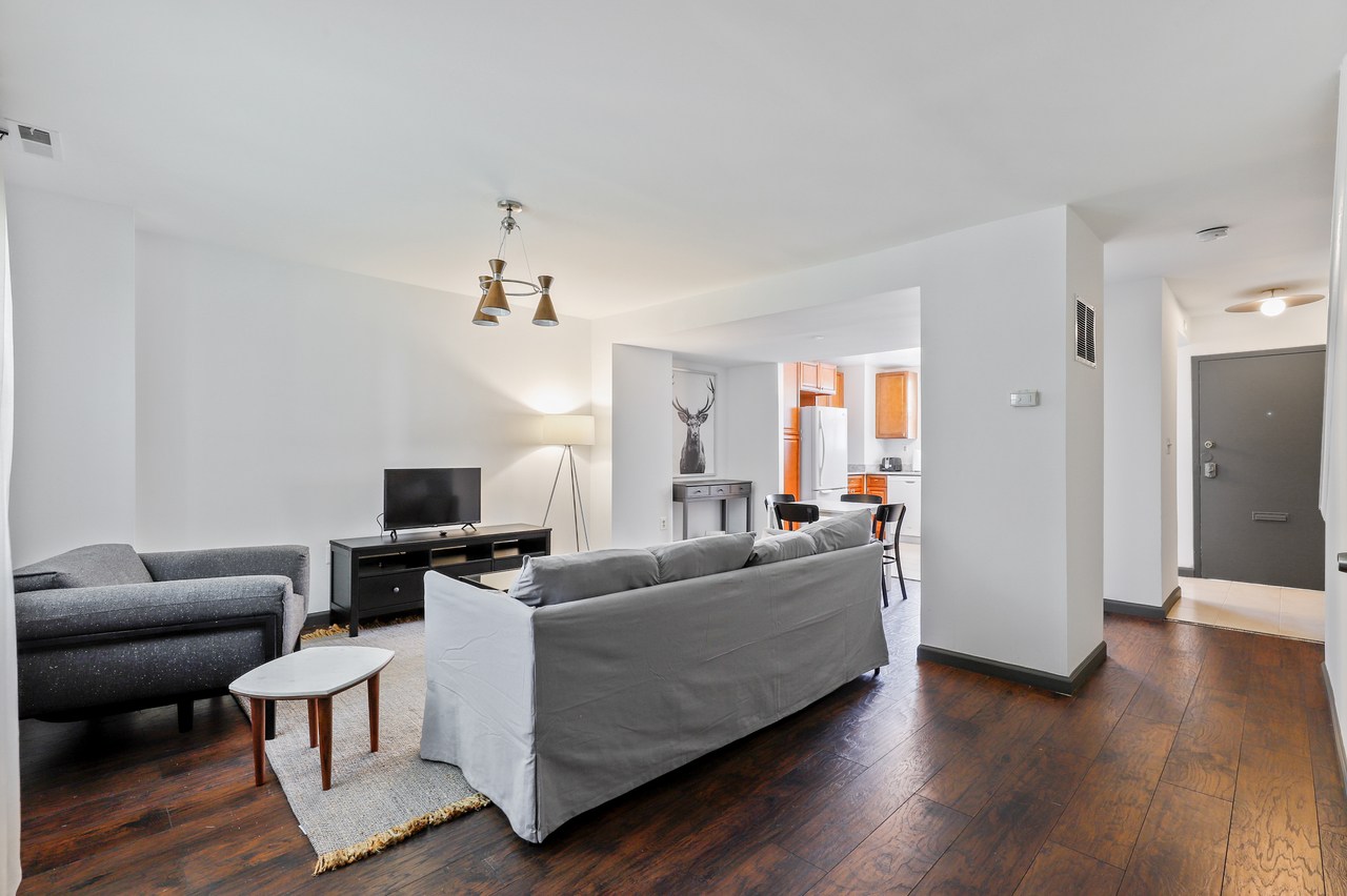  #415: Logan Circle - Full Bedroom 2A  -  #415: Logan Circle  - Gallery -  6
