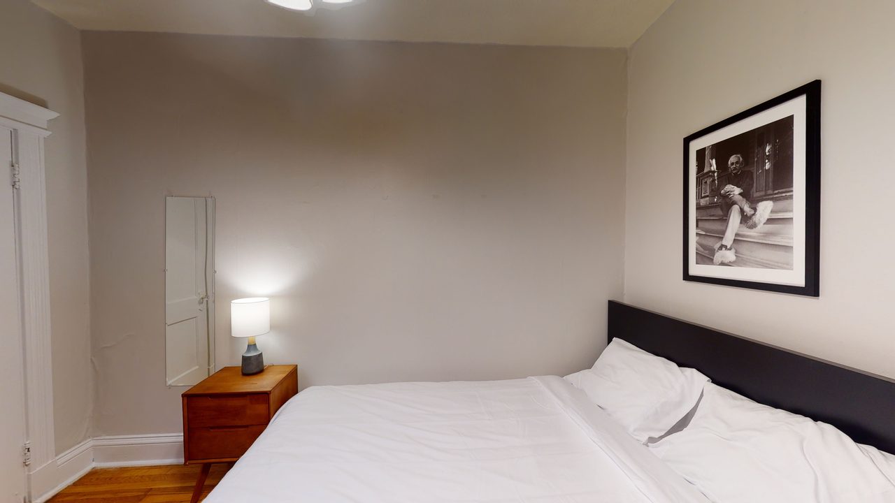 #728: Allston - Queen Bedroom C - 5