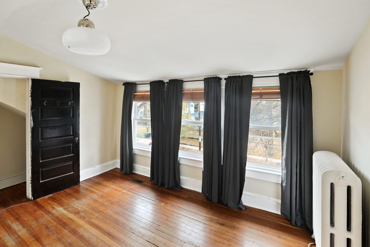 #866: Brookland - Queen Bedroom E - #866: Brookland - Gallery - 19