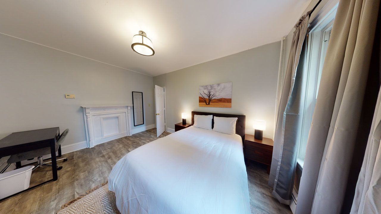#427: Mission Hill - Queen Bedroom C - 9