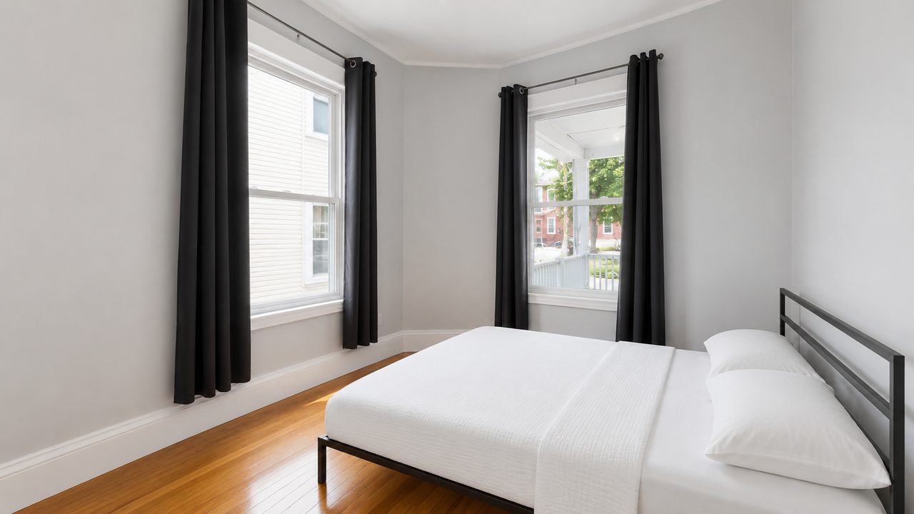 #587: Brighton - Full Bedroom F - 2