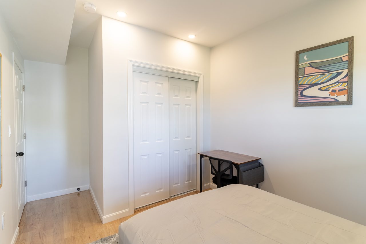 #1756: JFK/UMass - Queen Room A - 11