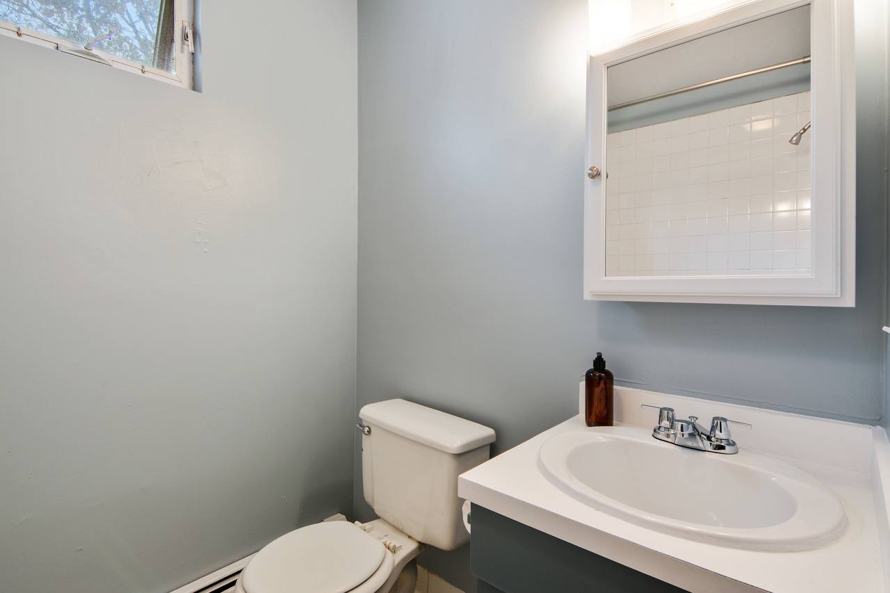  #534: Allston - Queen Bedroom C  -  #534: Allston  - Gallery -  11