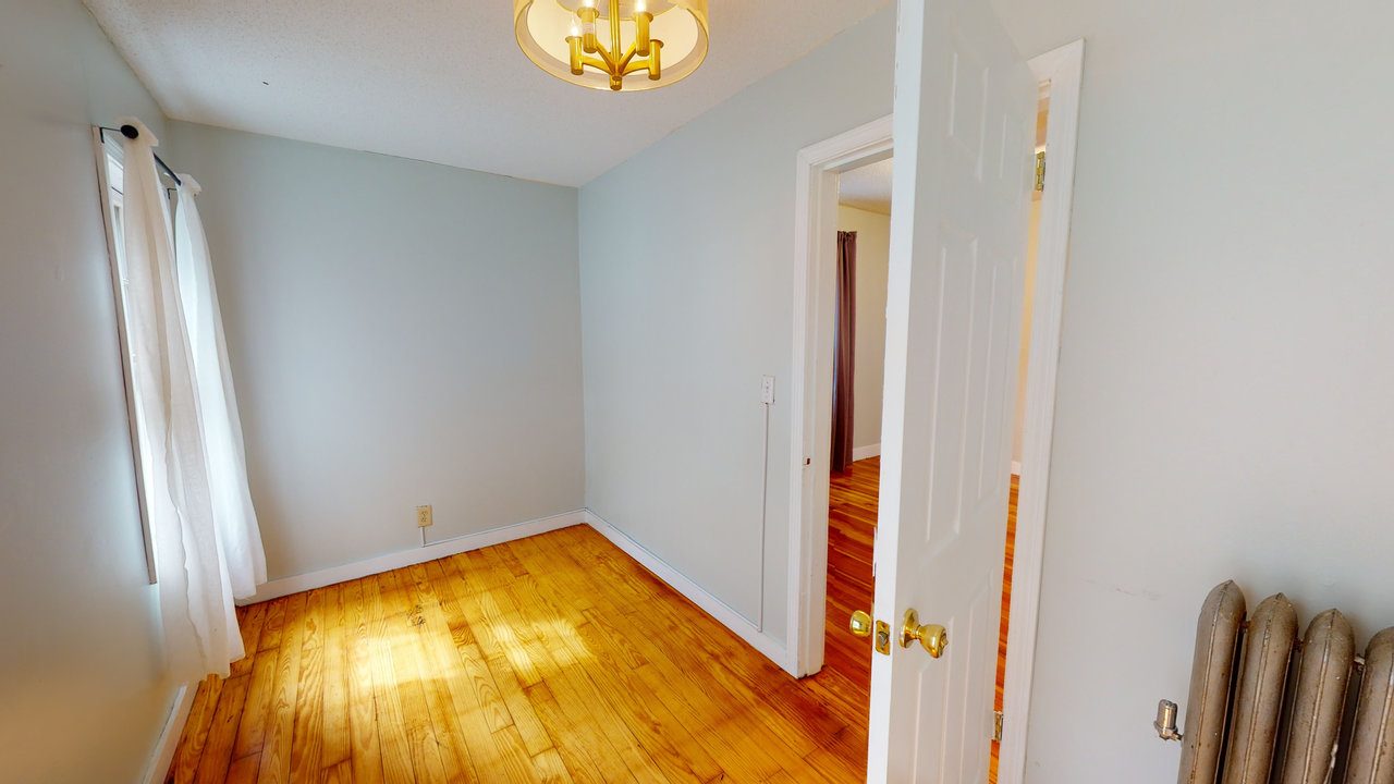 #568: Dorchester Center - Queen Bedroom D - 6