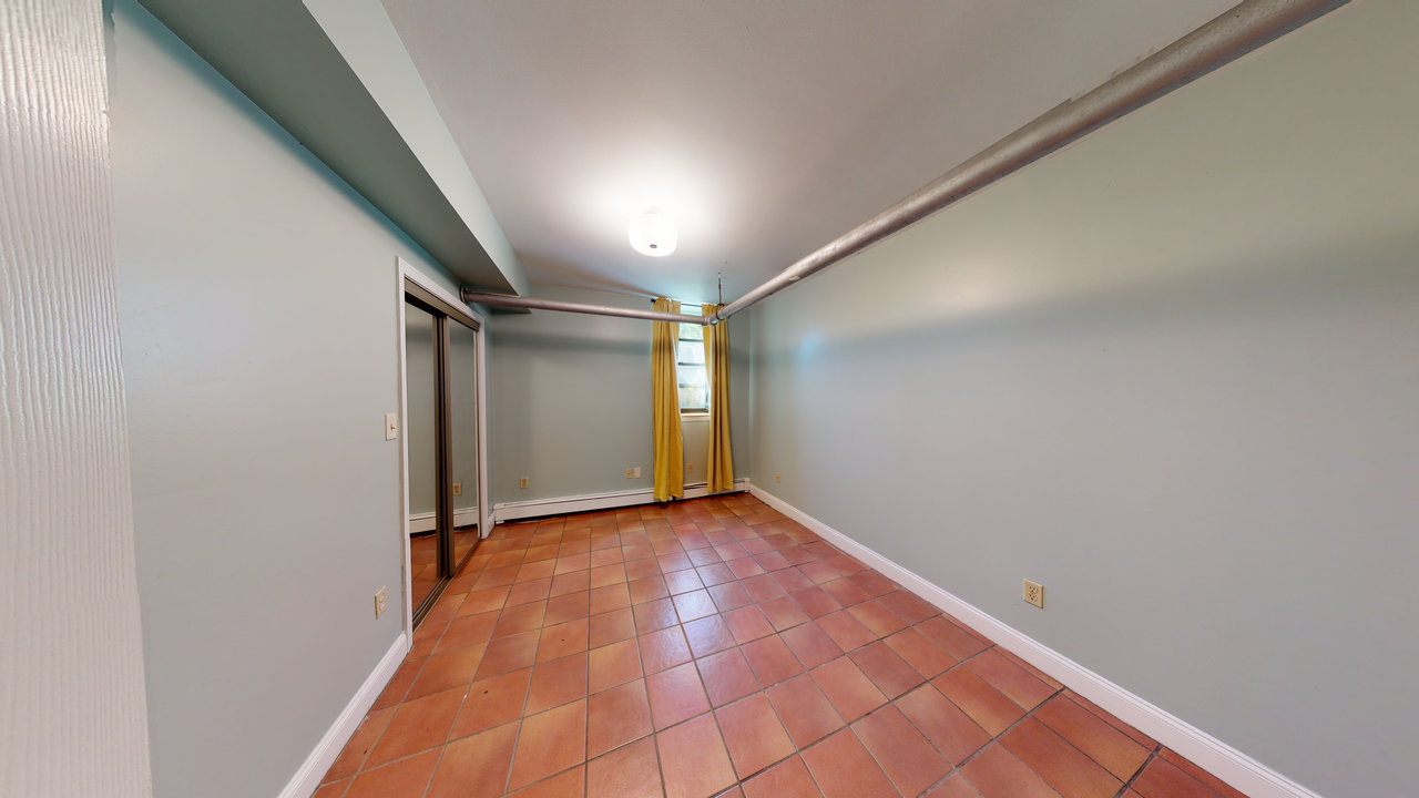  #603: Brighton - Queen Bedroom E  -  #603: Brighton  - Gallery -  12