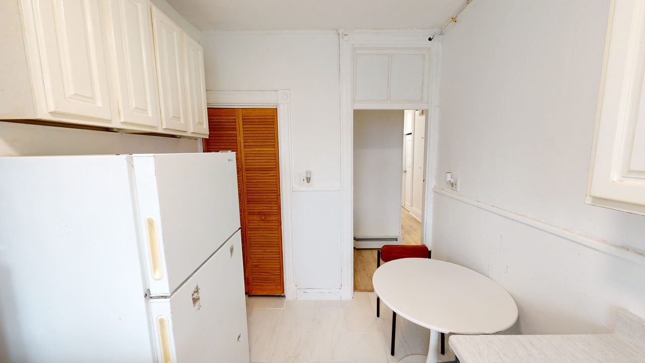  #1421: Allston - Queen Bedroom B  -  #1421: Allston  - Gallery -  5