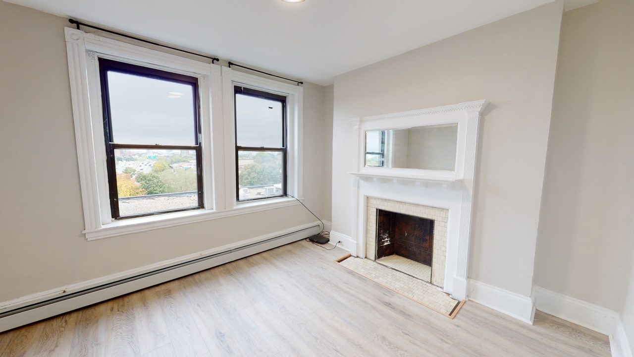  #1421: Allston - Queen Bedroom B  -  #1421: Allston  - Gallery -  1