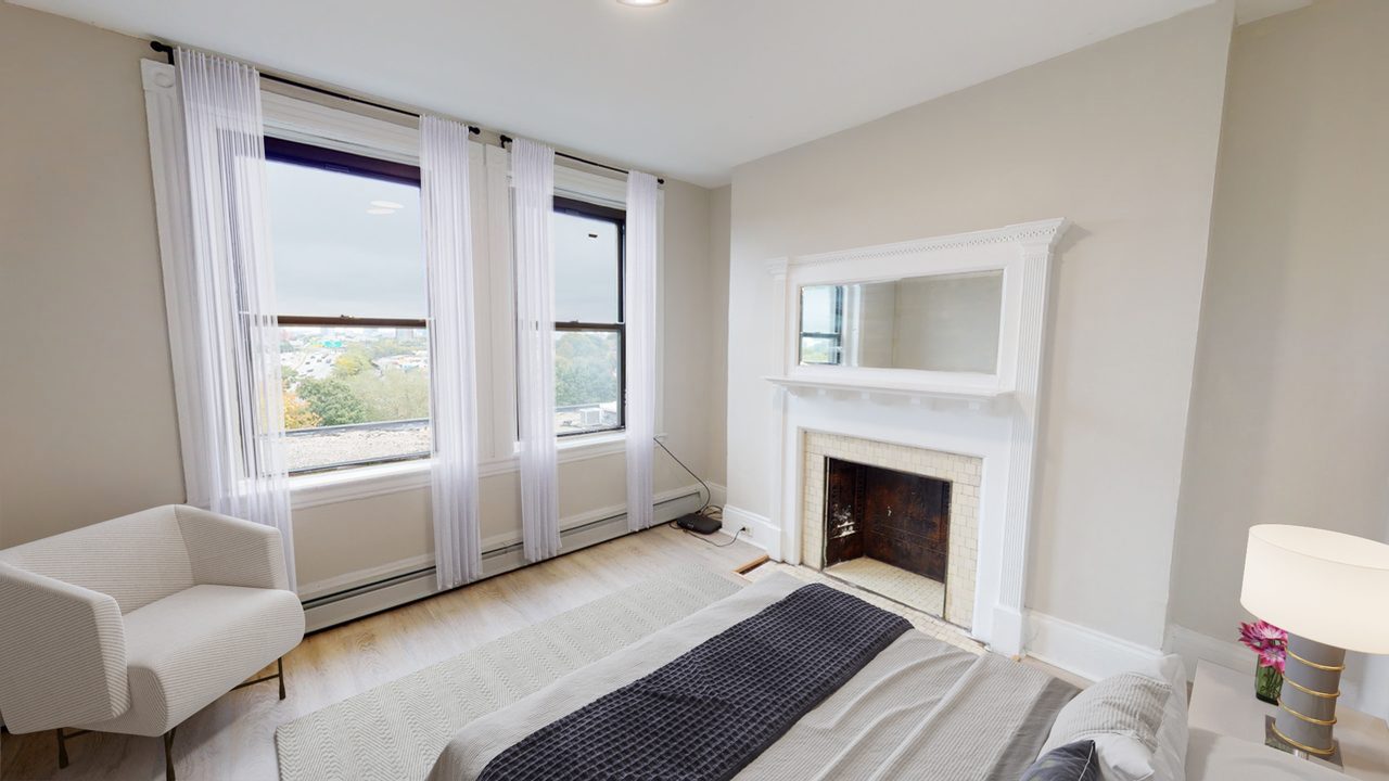  #1421: Allston - Queen Bedroom B  -  #1421: Allston  - Gallery -  9