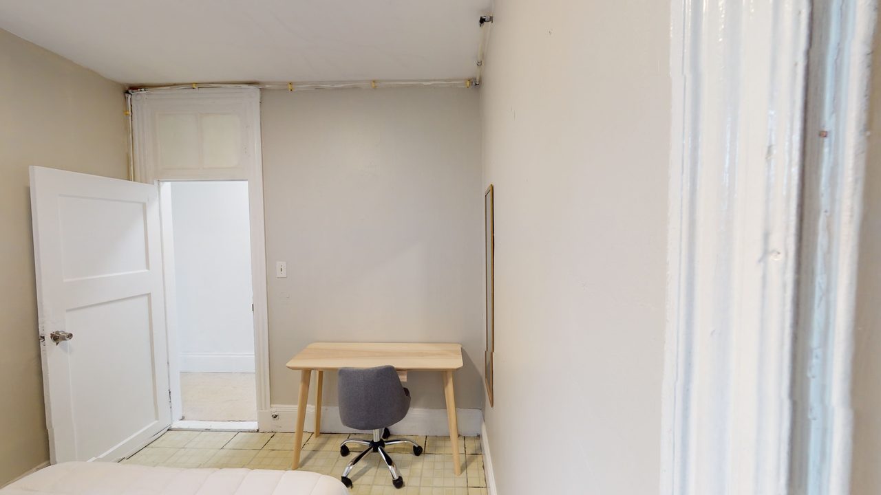  #1421: Allston - Full Bedroom C  -  #1421: Allston  - Gallery -  1