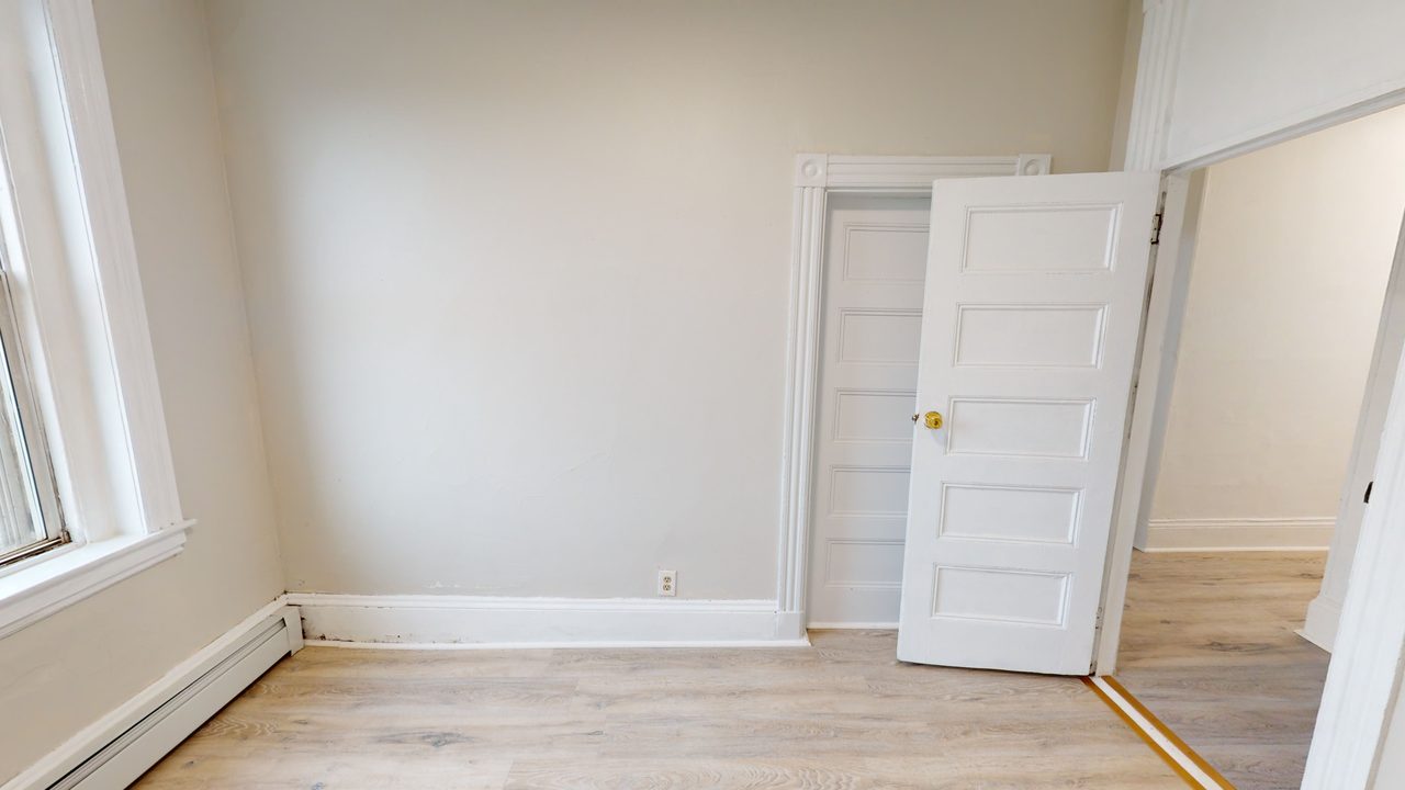  #1421: Allston - Full Bedroom A  -  #1421: Allston  - Gallery -  1