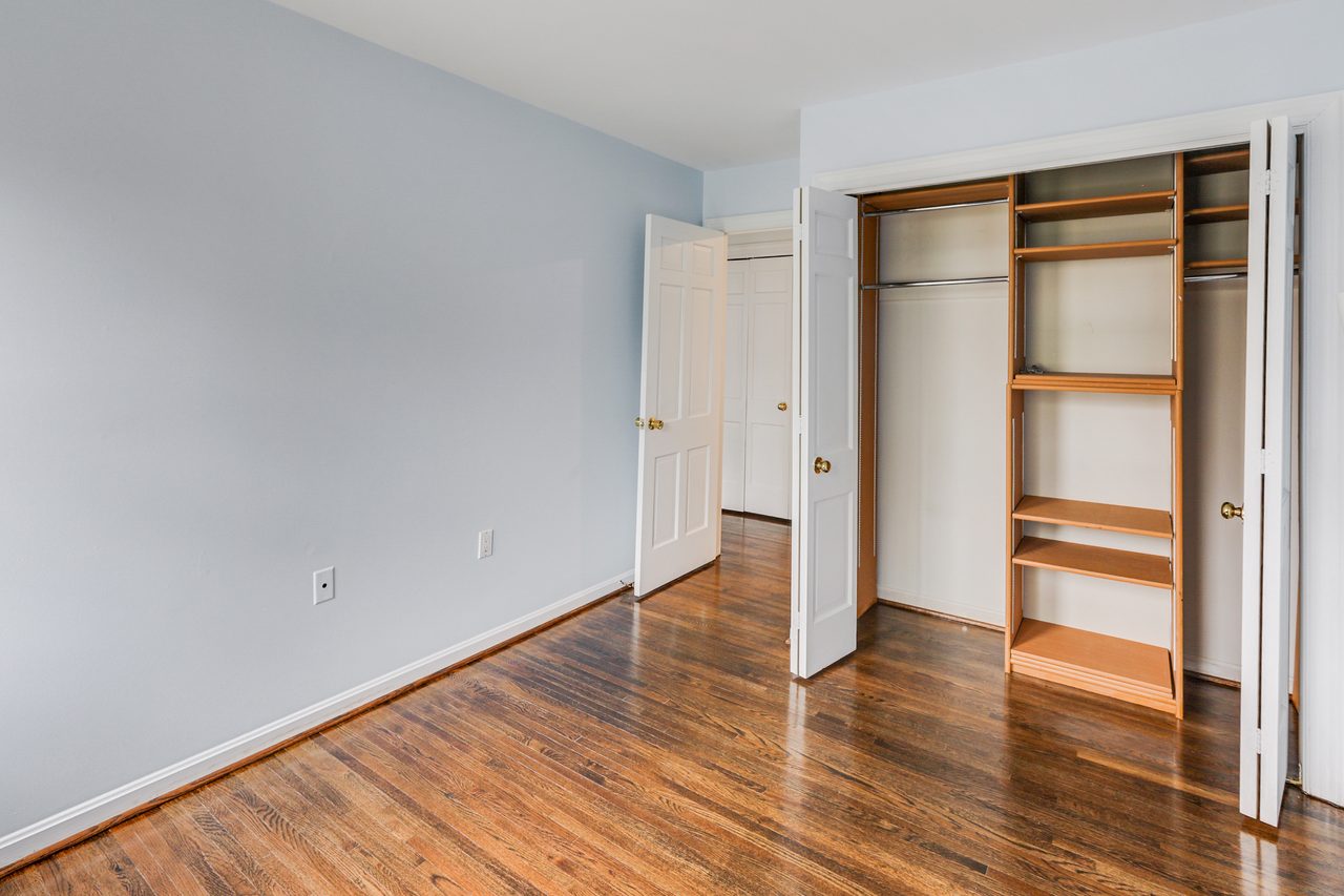 #938: Southwest Waterfront - Queen Bedroom G - #938: Southwest Waterfront - Gallery - 6