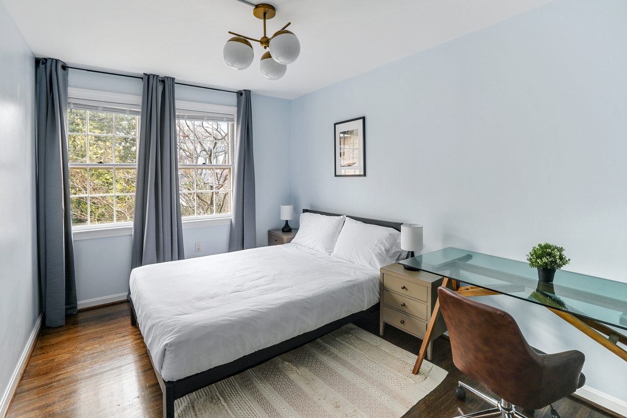  #938: Southwest Waterfront - Queen Bedroom F  -  #938: Southwest Waterfront  - Gallery -  1