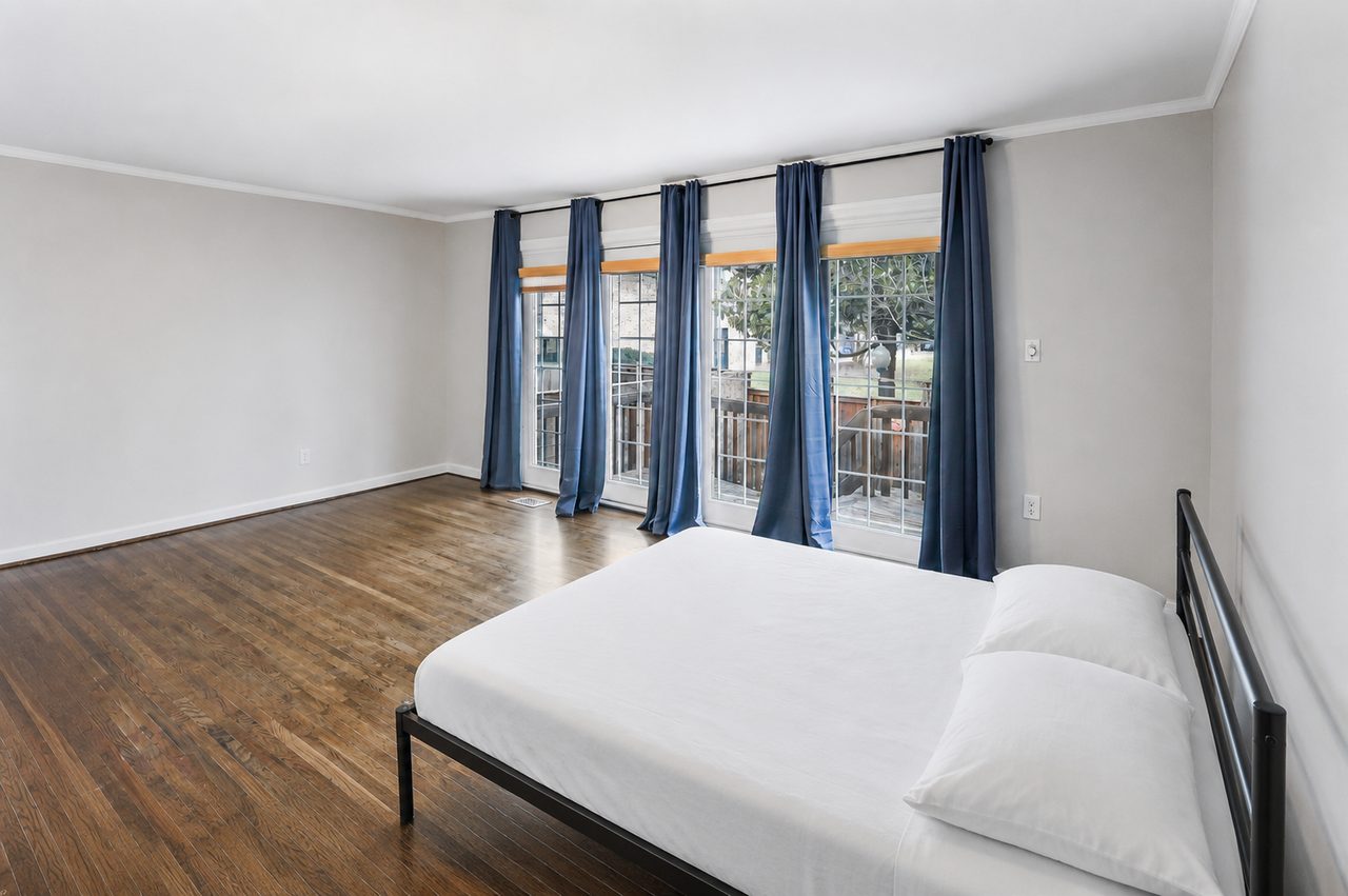 #938: Southwest Waterfront - Queen Bedroom A - 16